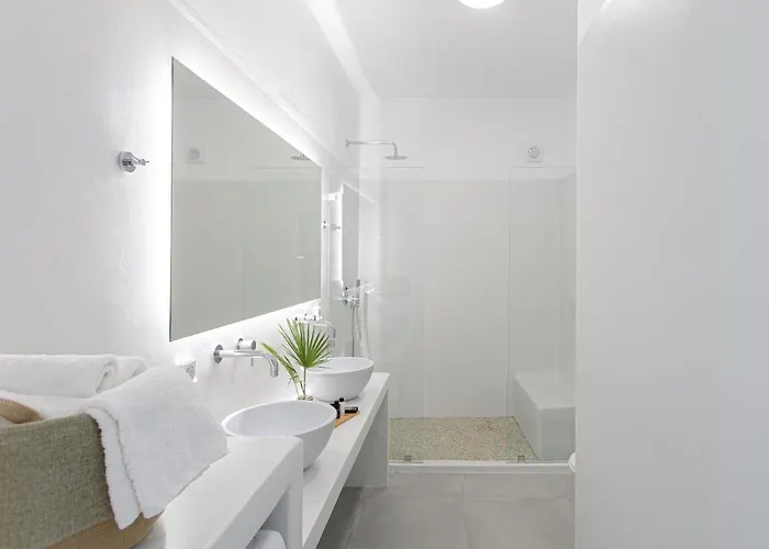 Seanfinity Beachfront Apartment Mikri Vigla