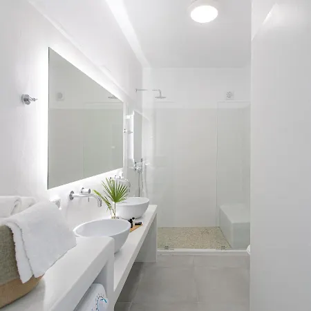 Seanfinity Beachfront Appartamento Mikri Vigla