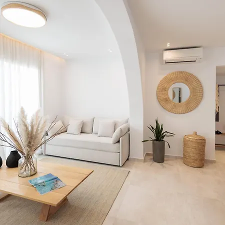 Апартаменты Seanfinity Beachfront *