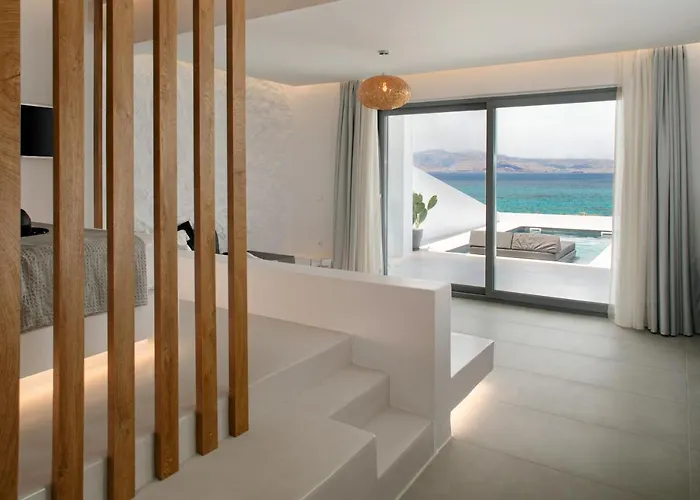 Seanfinity Beachfront Mikri Vigla