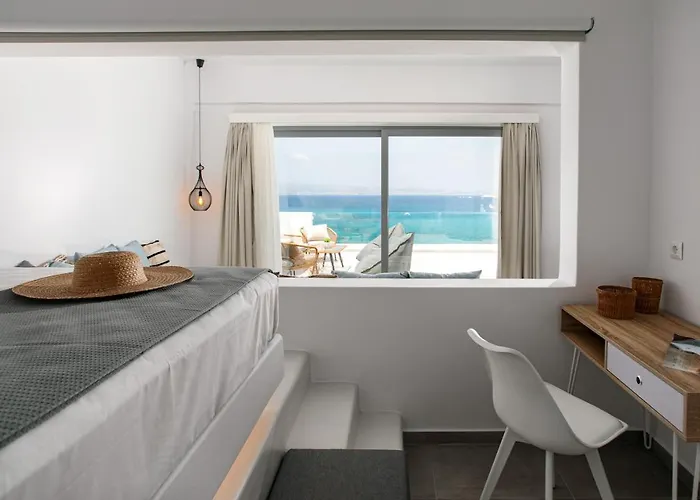 Seanfinity Beachfront Apartament Mikri Vigla